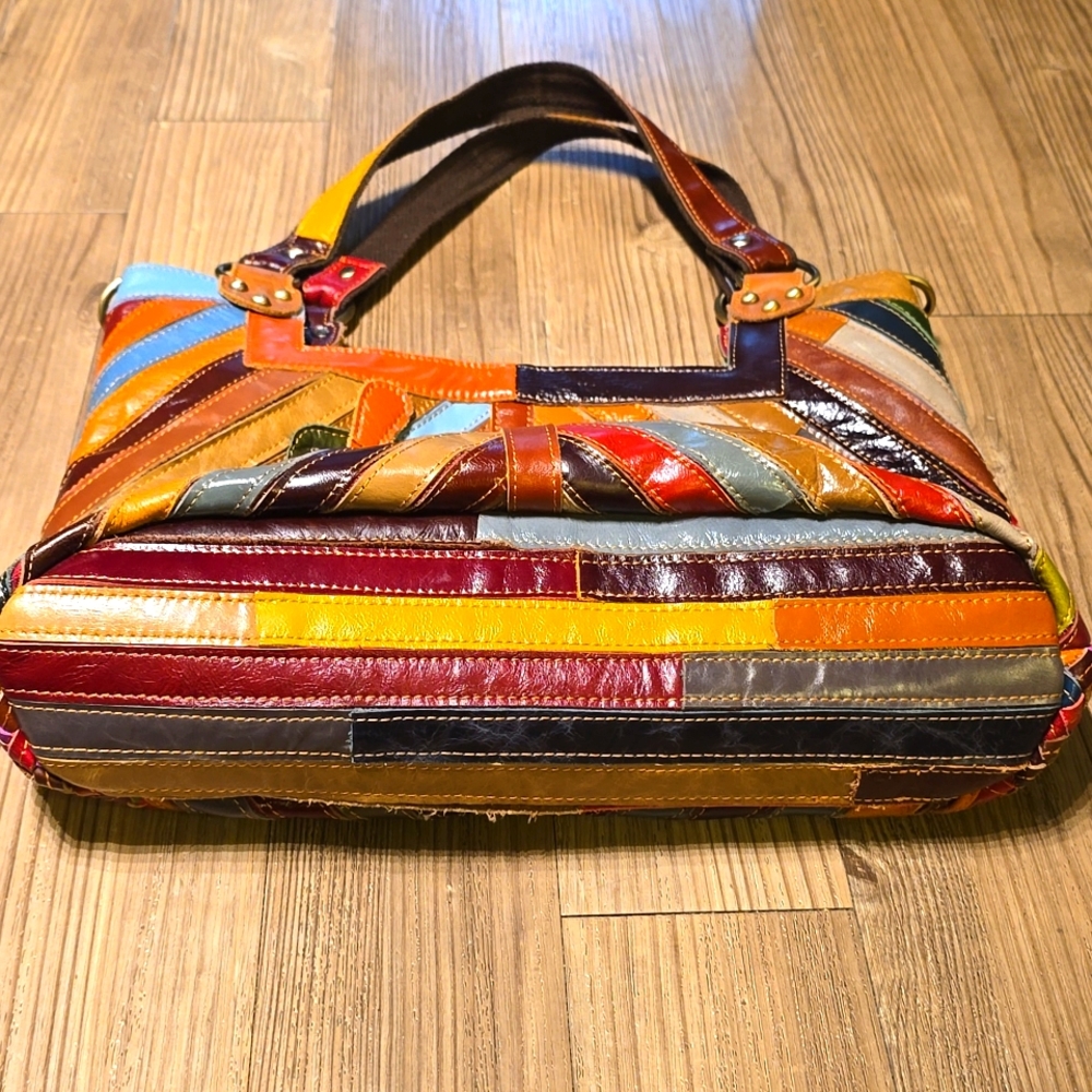 AmeriLeather Hazelle Multicolor Boho Patchwork Leather Handbag - Picture 3 of 9